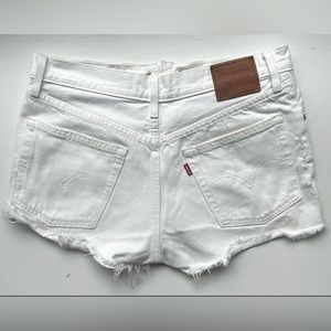 Levis White shorts